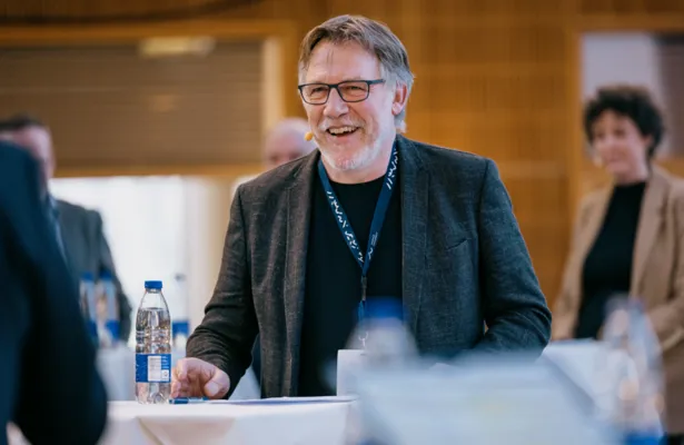 Kaj Grønbæk fortsætter som institutleder på Datalogi ved AU - Forskerforum