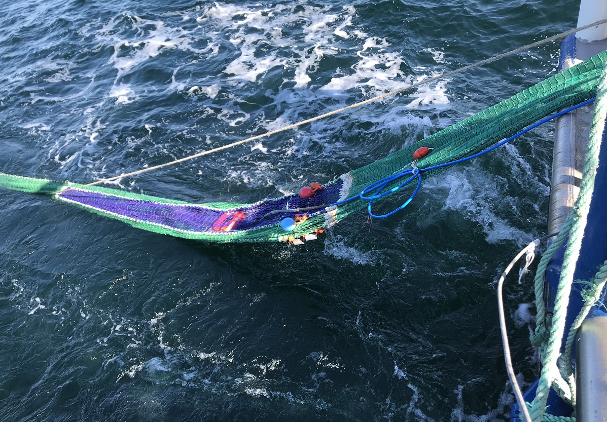 Udsætning af trawl med live kamera