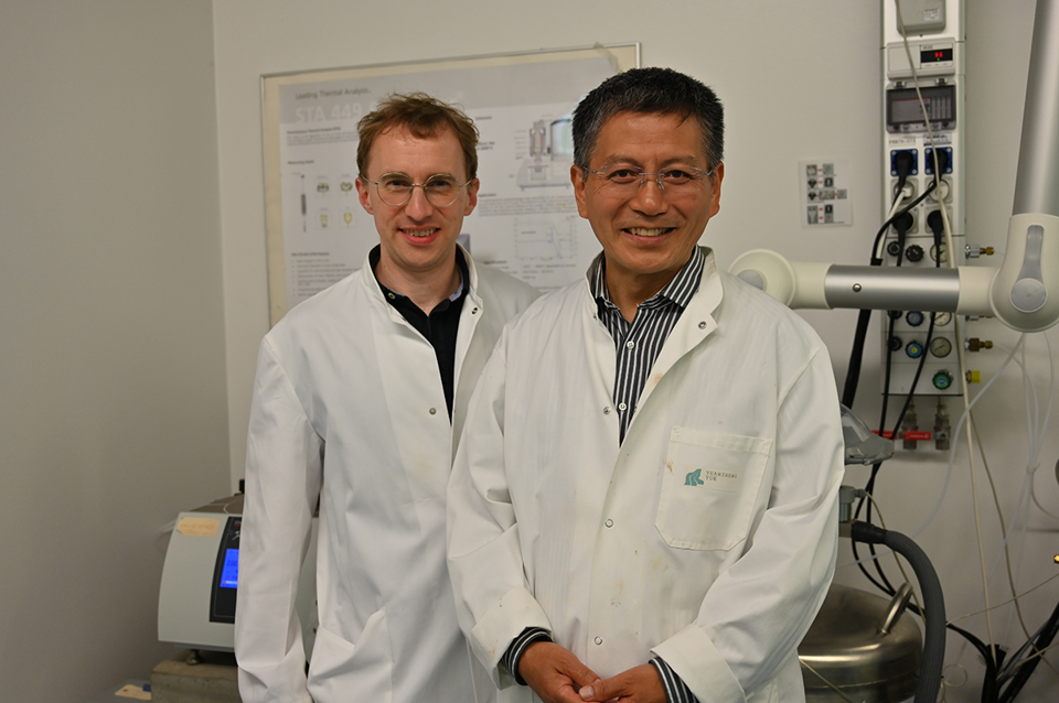 Yuanzheng Yue Og Morten Mattrup Smedskjær