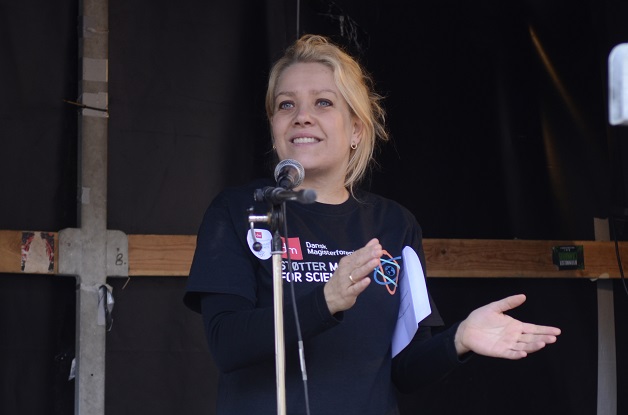 CamillaMarchForScience628