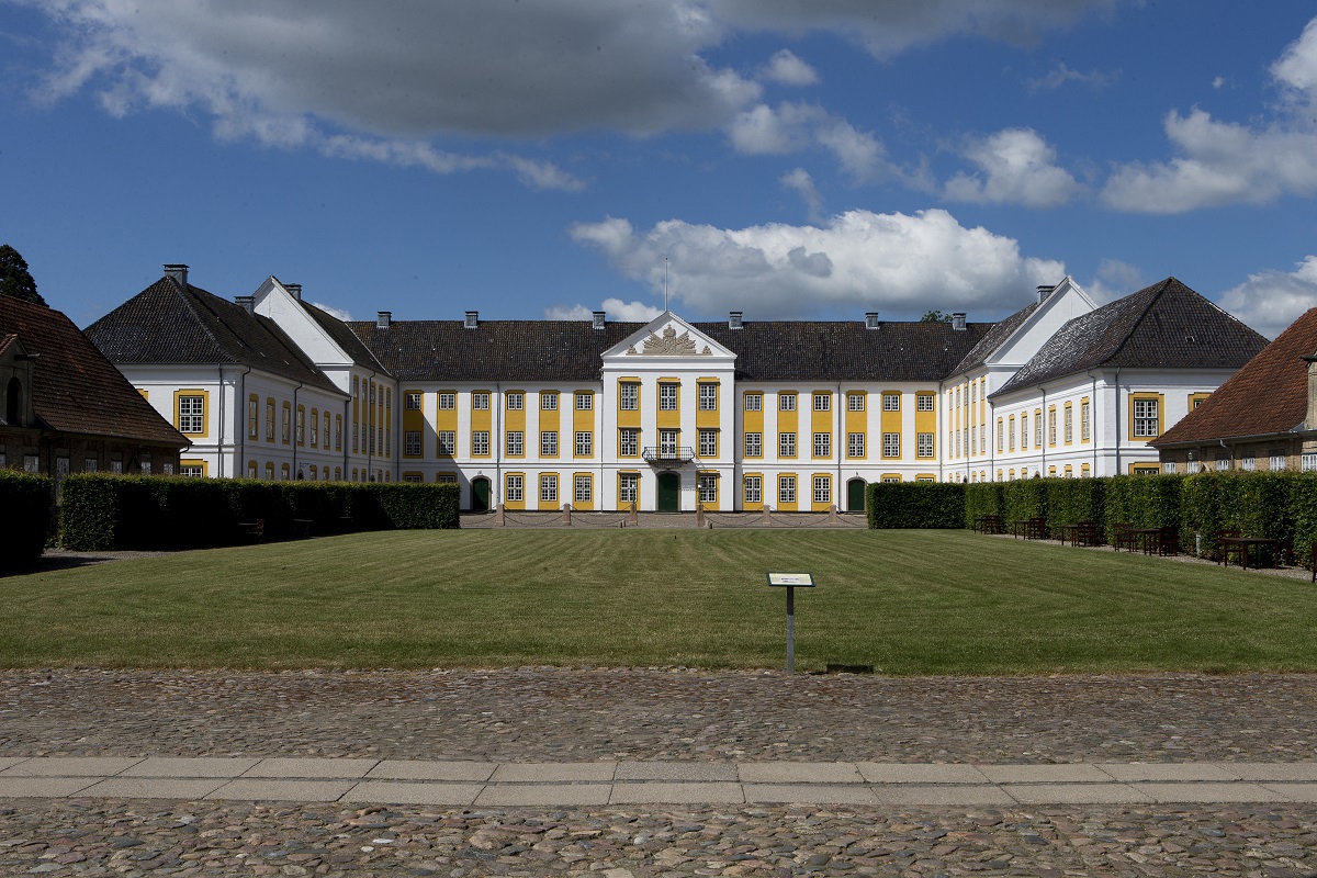 AugustenborgSlotLandbrugsstyrelsen.jpg