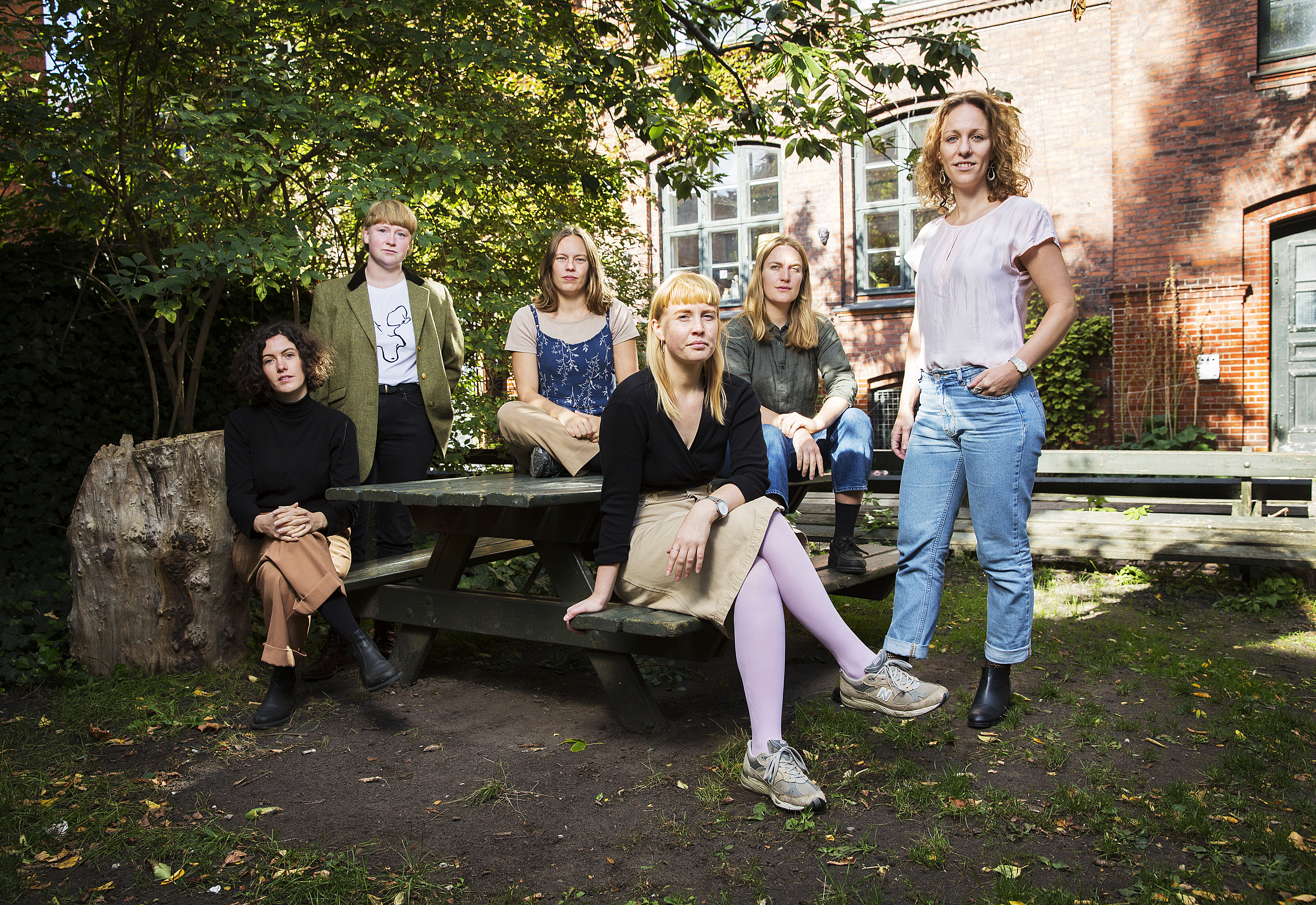 Otte, unge kvinder fra kollektivet Flexwerker står bag magasinet af samme navn.