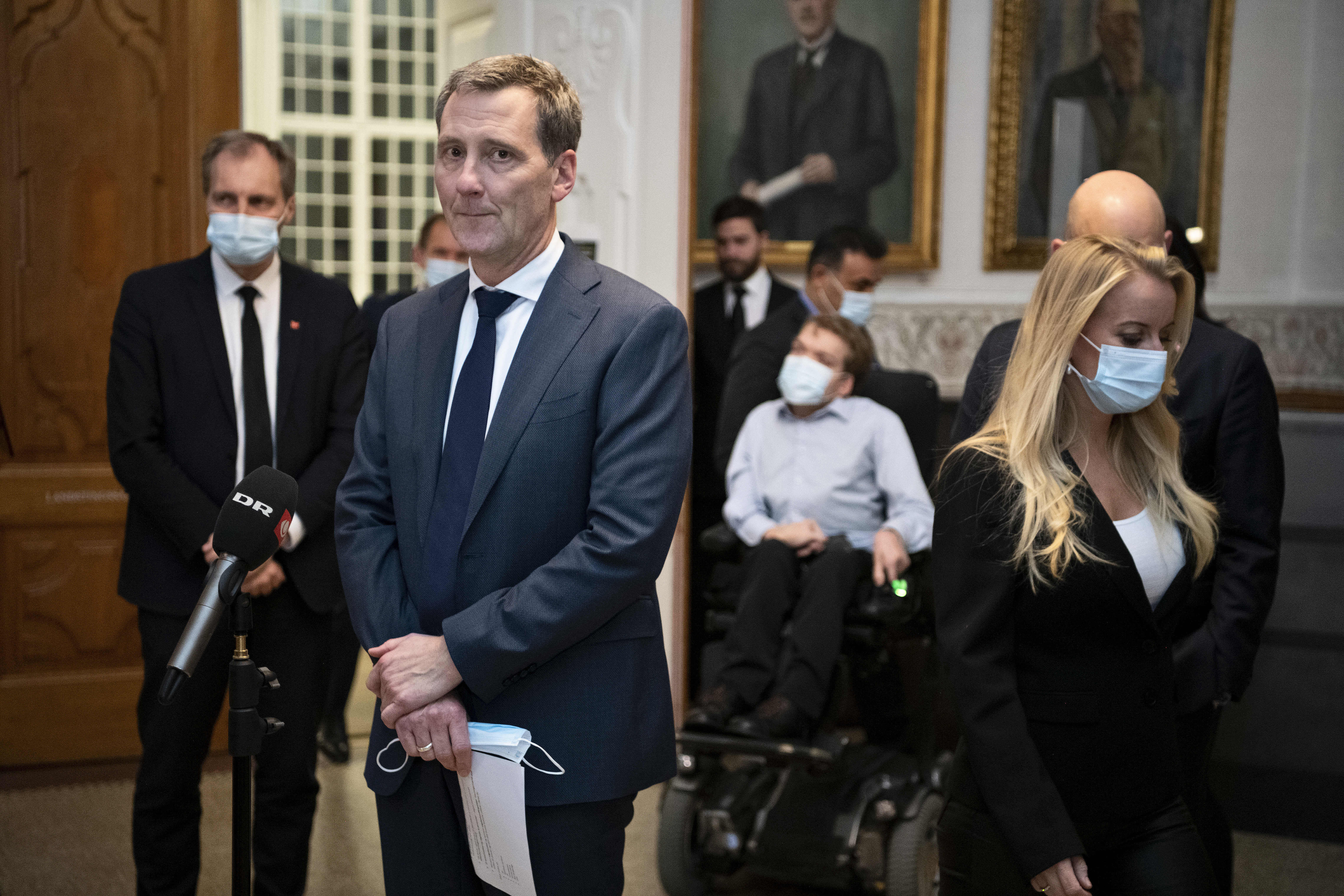 Politiforlig 2020, konsulenter