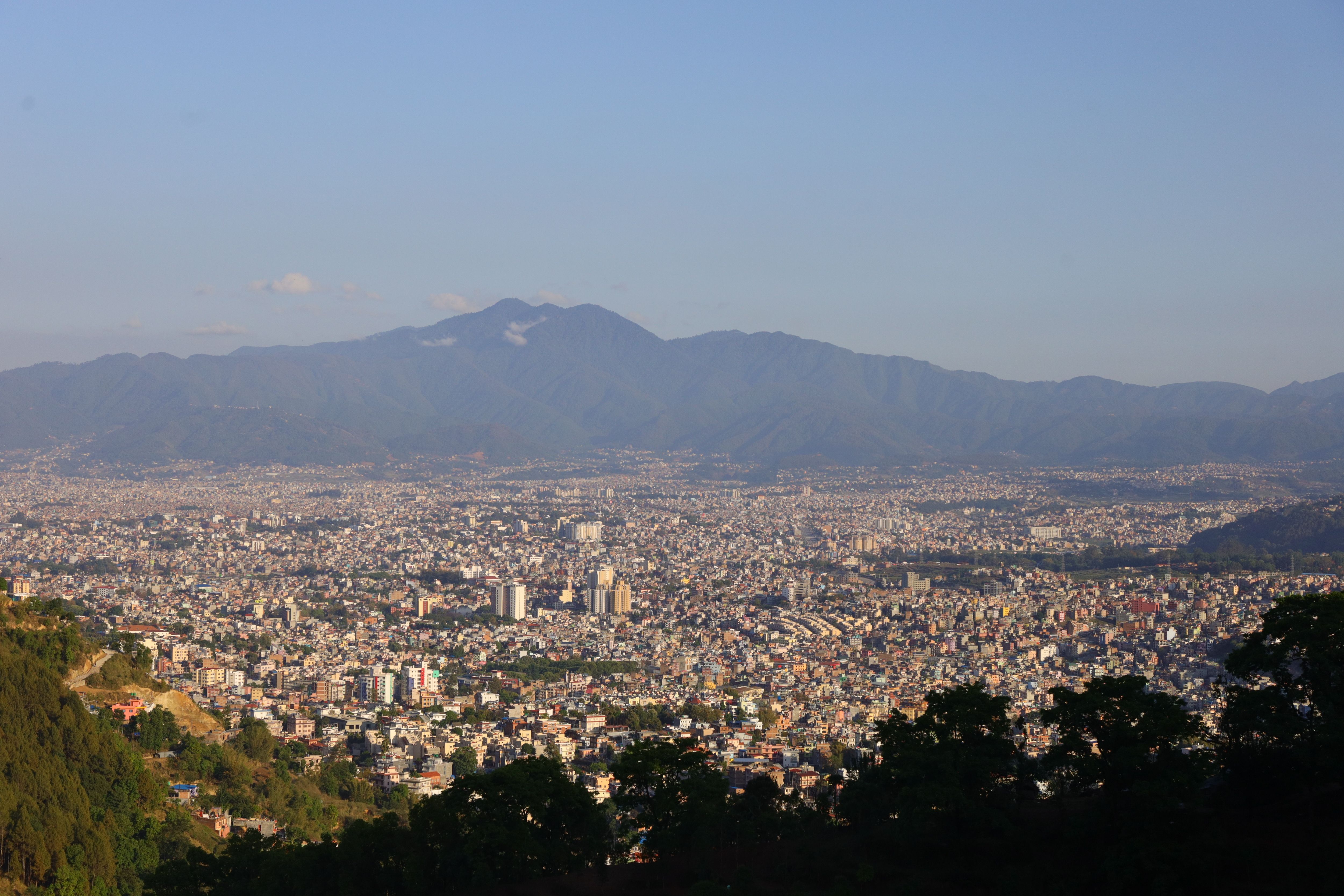 Mindre luftforurening i Kathmandu, Nepal på grund af lockdown i coronakrisen.