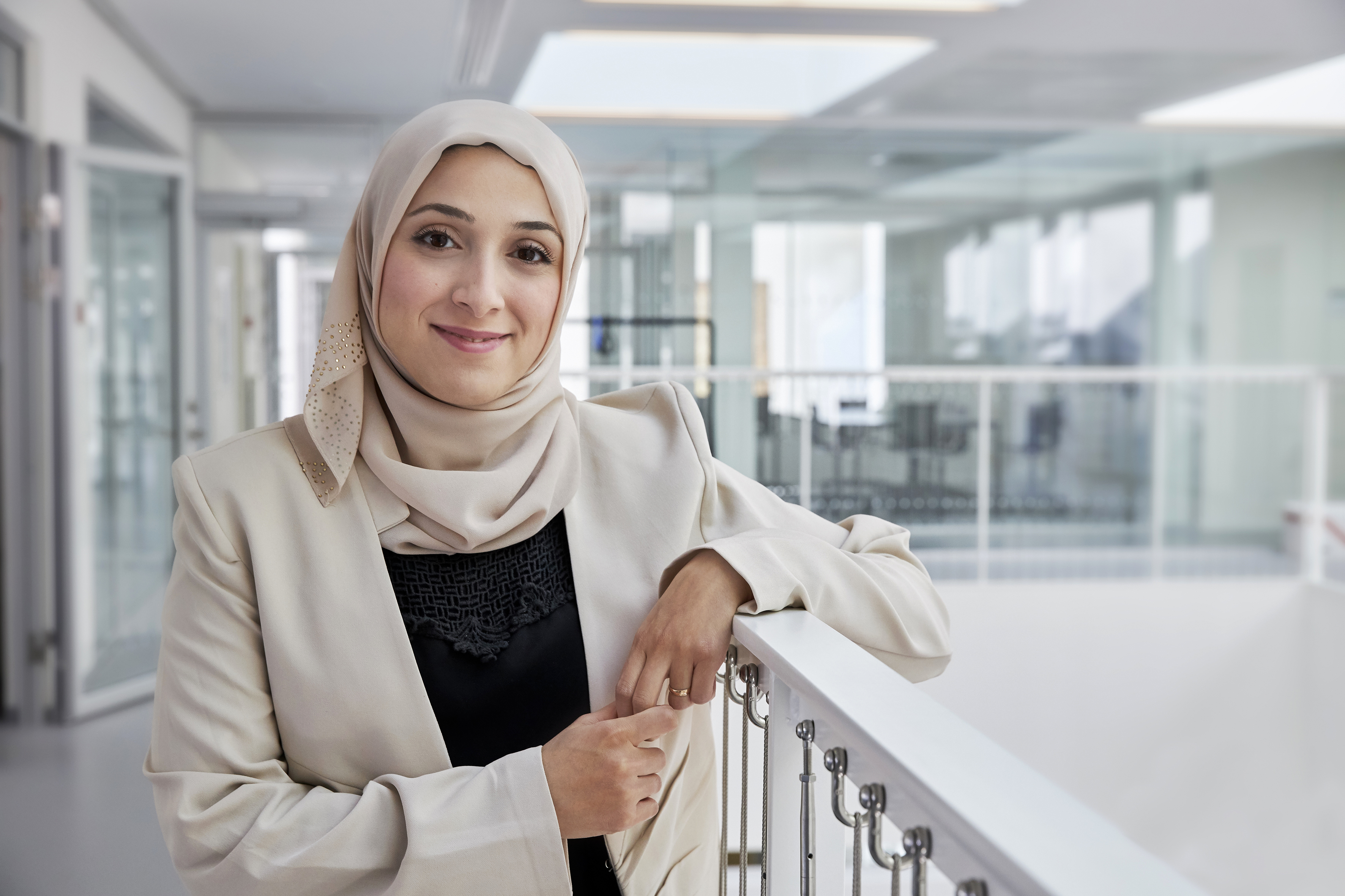 Fatima AlZahra’a Alatraktchi har fået udgivet adskillige skønlitterære romaner, men hun har aldrig drømt om andet end at være naturvidenskabelig forsker.