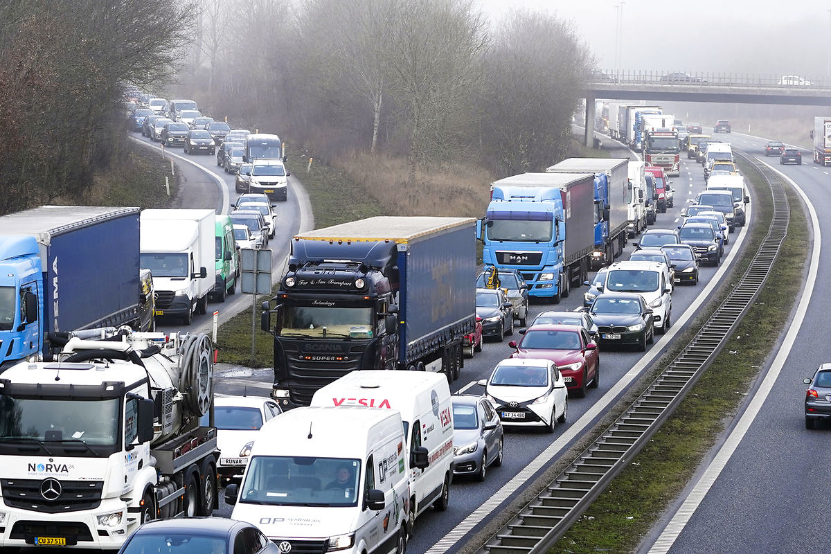 Kø ved den fynske motorvej, E20.