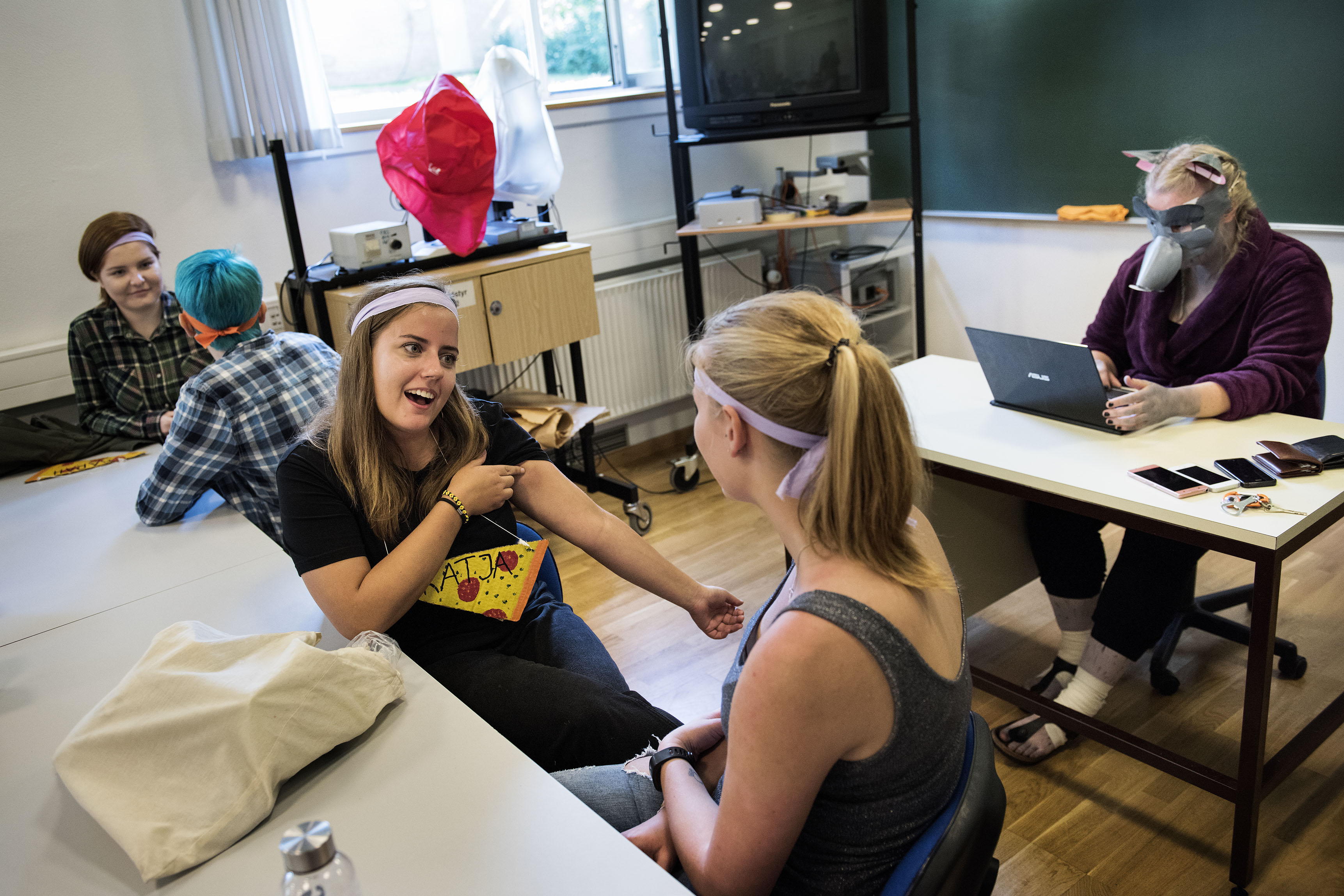 Undervisningen bør organiseres, så den har et socialt element – også ud over introperioden, siger didaktikprofessor Lars Ulriksen om universiteternes trivselsarbejde. Her er det introuge på biologistudiet på AU i 2016.