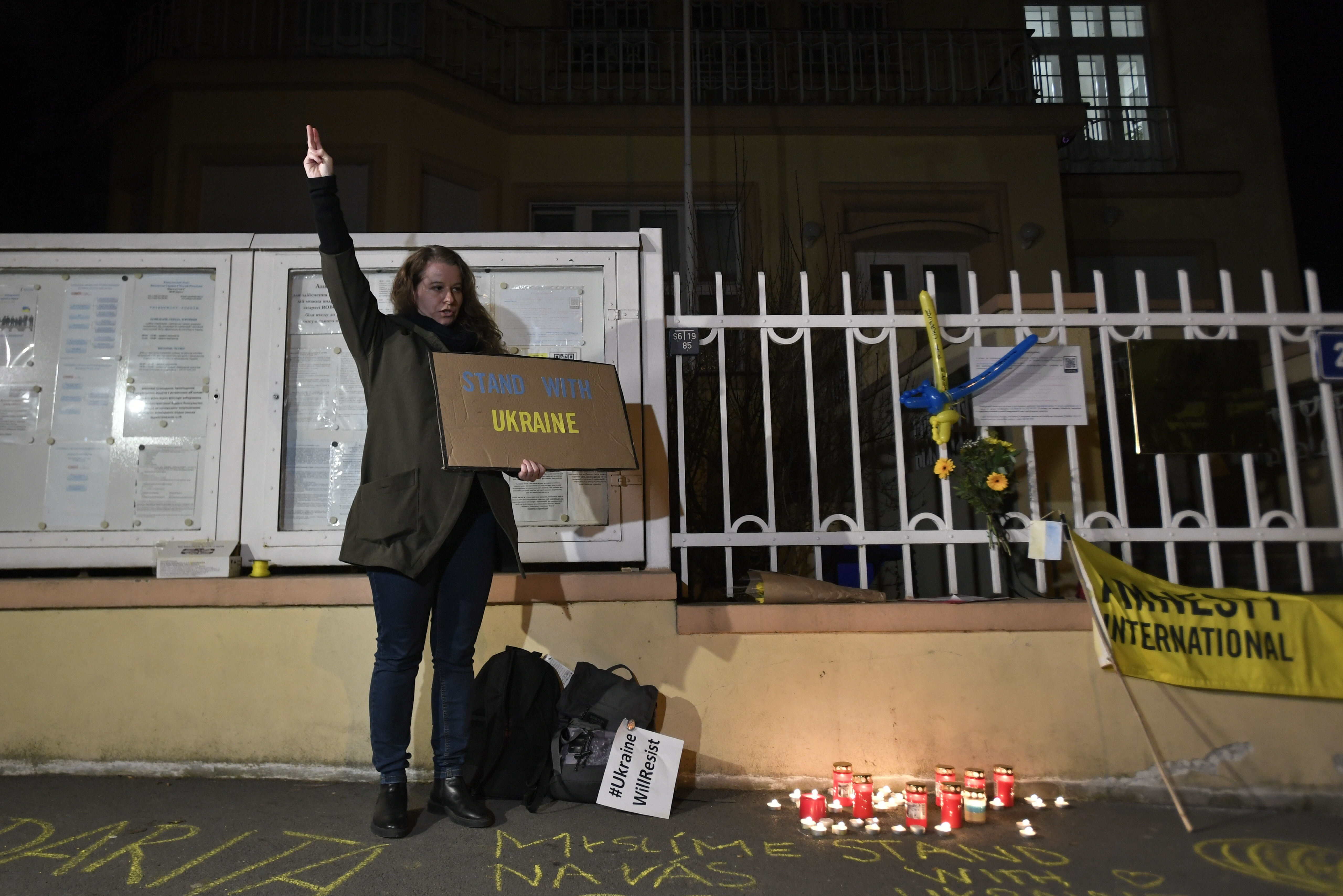 Amnesty organiseret demo for ukraine i Prag 