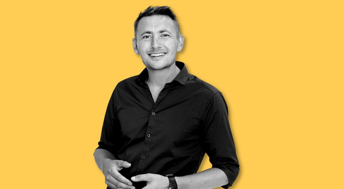 Mads Lønnerup underviser i brok