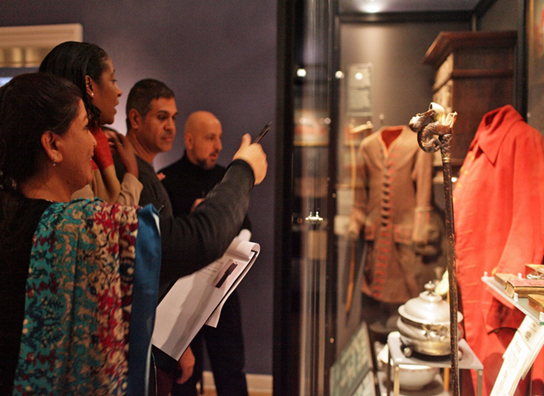 Flygtninge besøger Nationalmuseet 