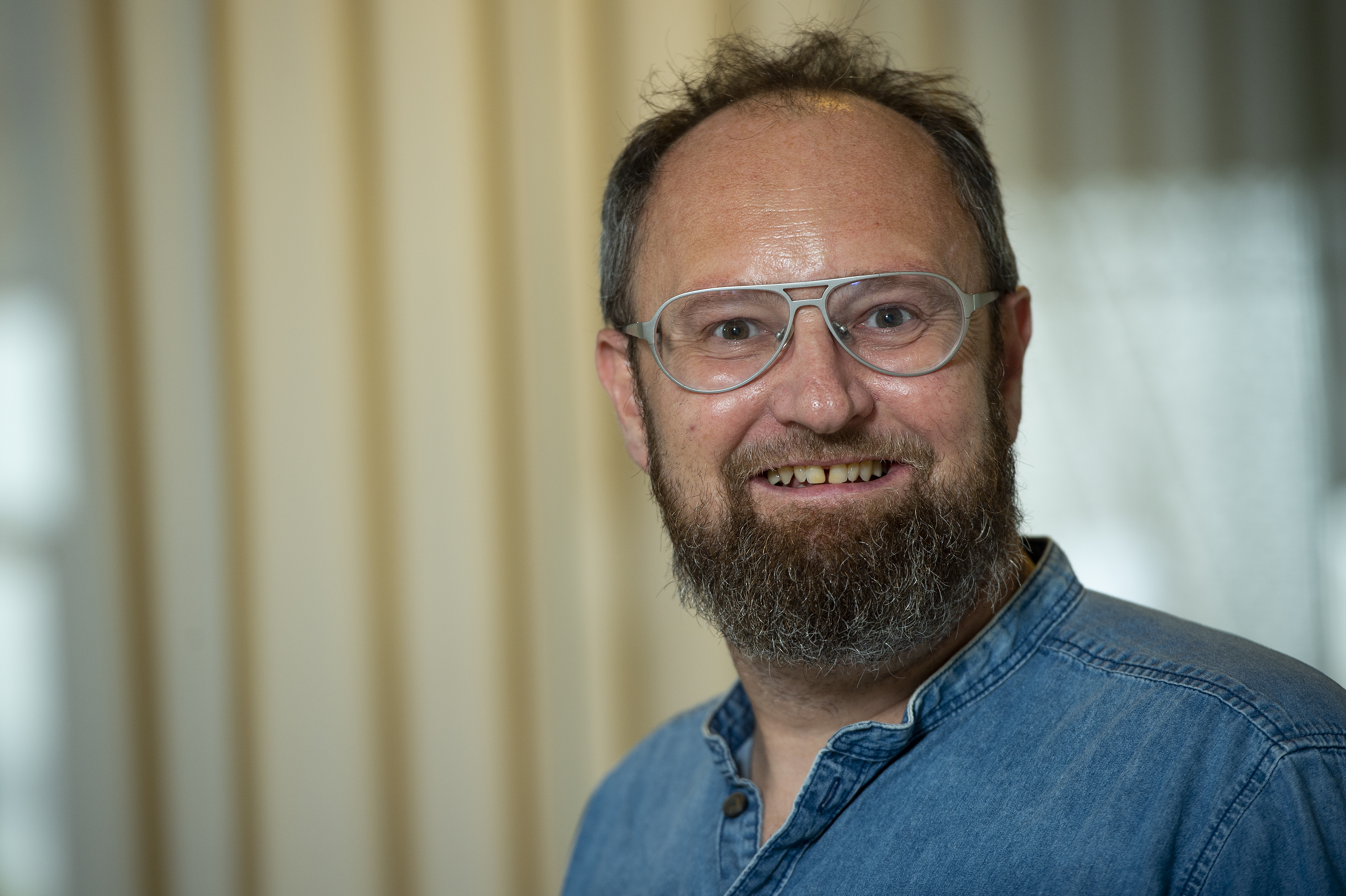 Professor Kim Klyver