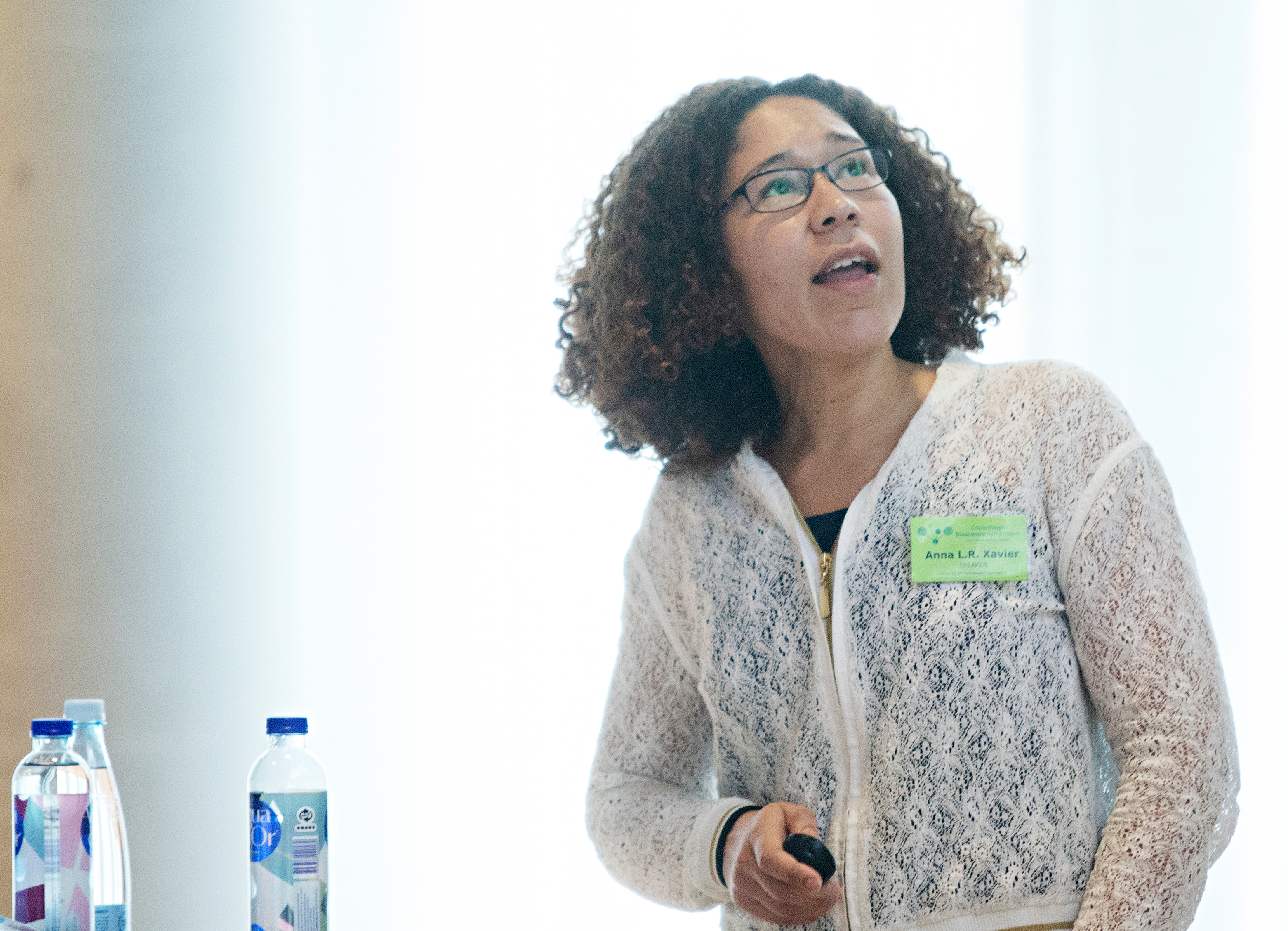 Anna Xavier på et seminar hos Novo Nordisk Foundation Center for Protein Research