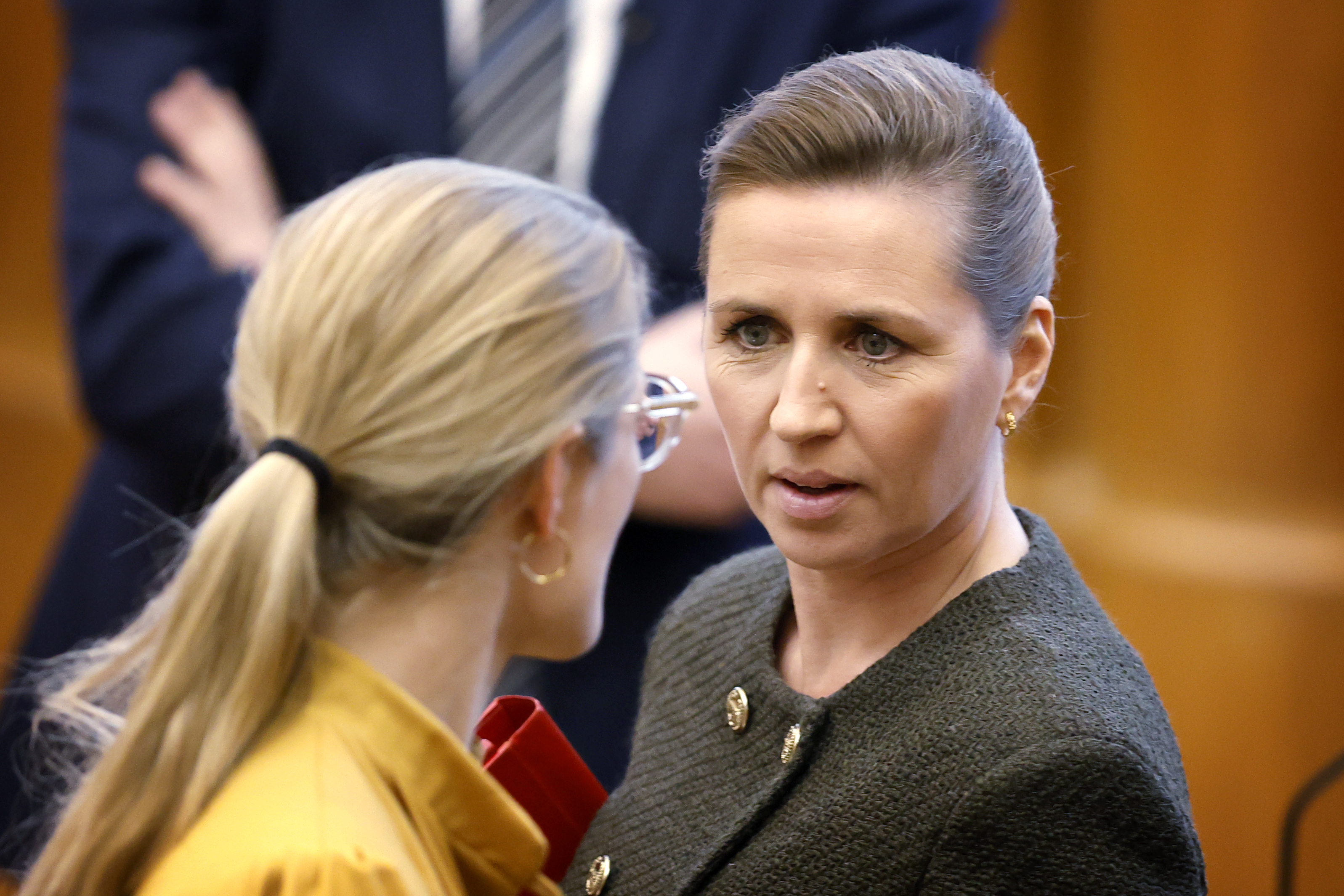 Statsminister Mette Frederiksen (S) og beskæftigelsesminister Ane Halsboe-Jørgensen (s)