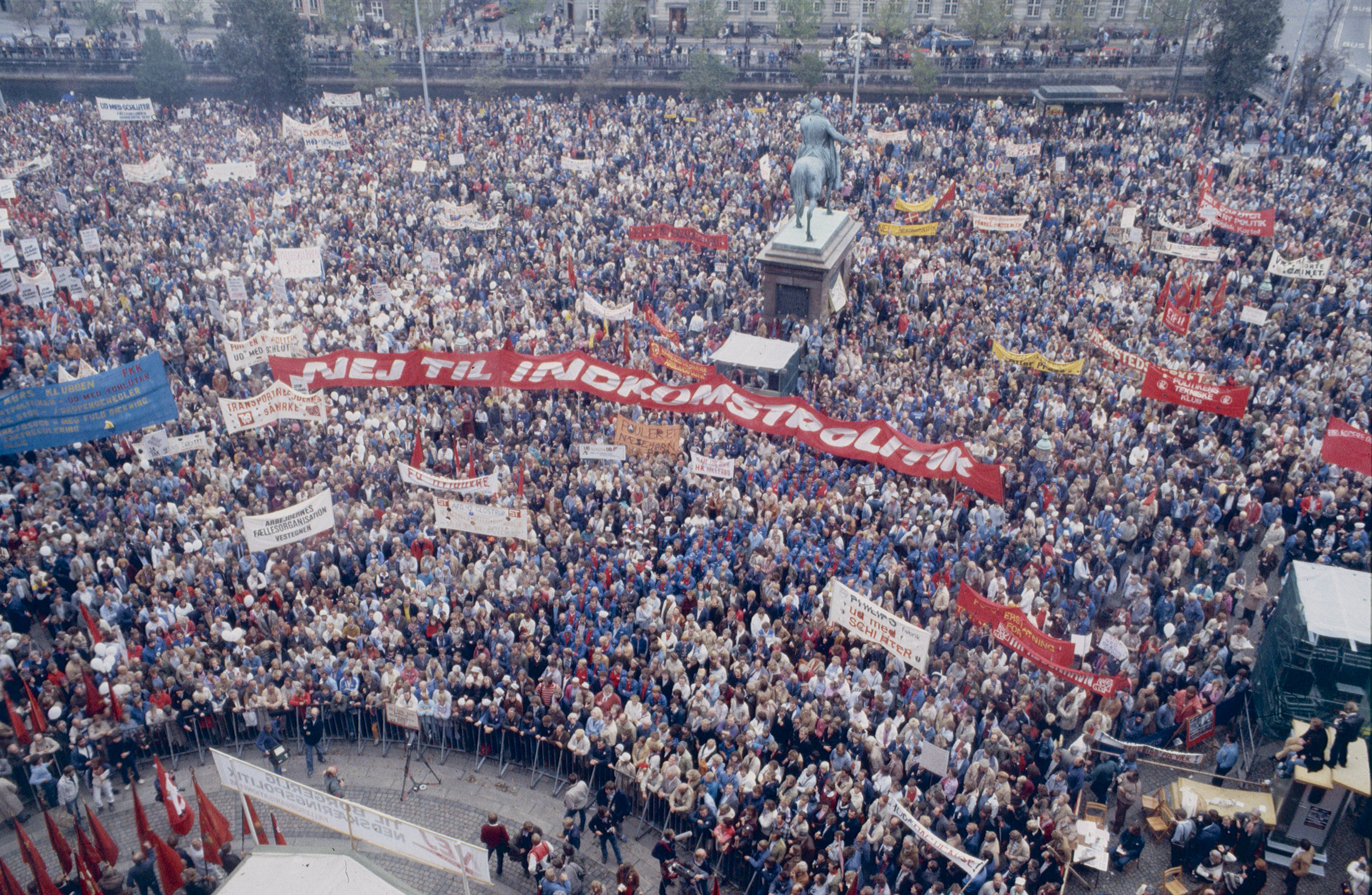 Demonstration mod regeringens indkomstpolitik i 1982