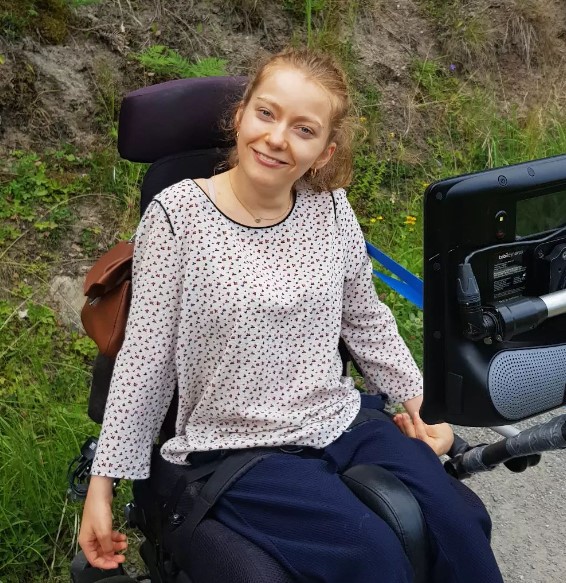 Astrid Siemens Lorenzen er spastisk lammet og har netop fået 12 på universitetet.