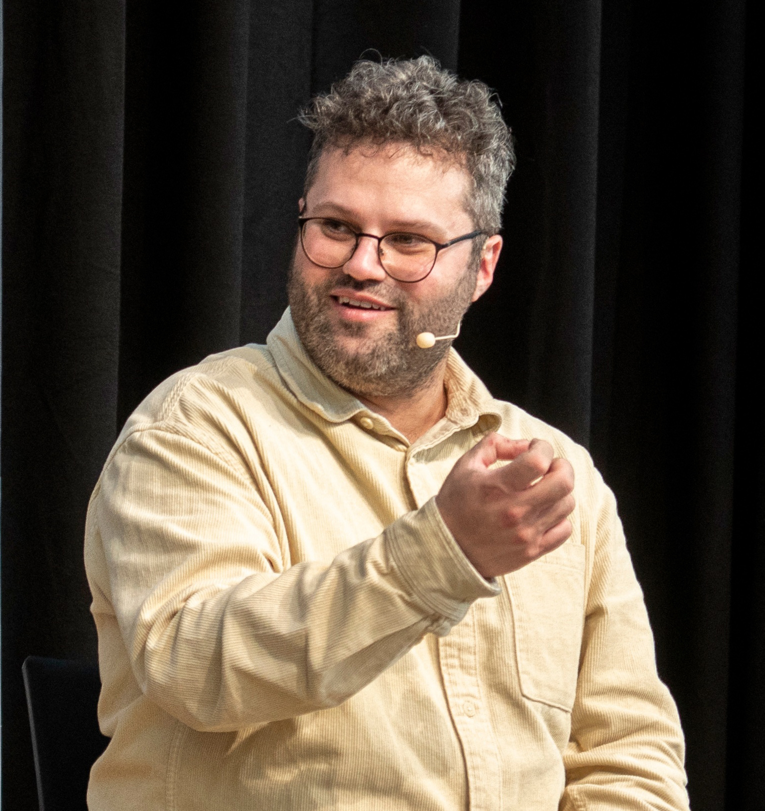 Dennis Jacob Rosenfeld Bogforum Scene