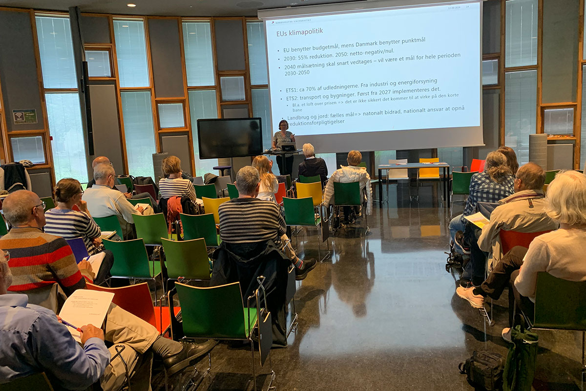 Jette Publikum Klimadebat 12X8 IMG 2614