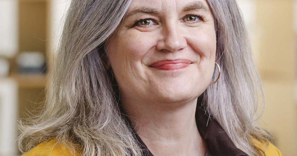 Jeg foretrækker enkelt sprog som Tove Ditlevsens. Det er en fagskade ...