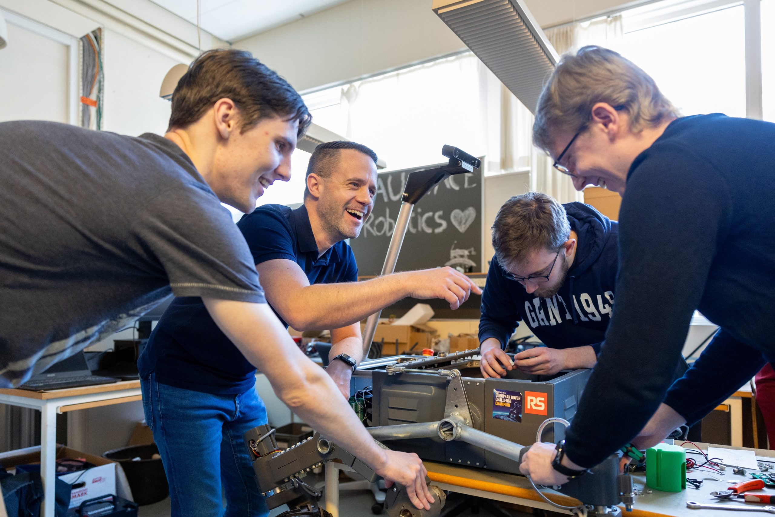 Prisvindende undervisning i rumteknologi ved Aalborg Universitet. 